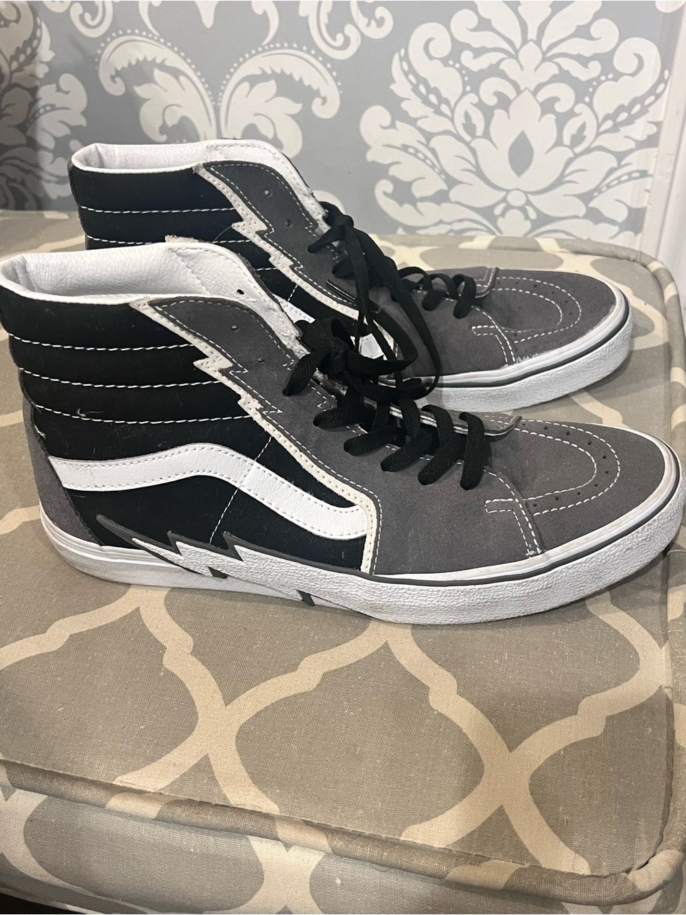 Vans Men's Sk8-Hi Bolt Suede / Canvas Sneaker in Nice Colorcombo Pewter / Black